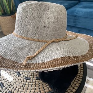 Forever 21 straw fedora sun hat NWT